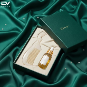 Hộp quà tặng sang trọng đựng chiếc lược sừng trắng